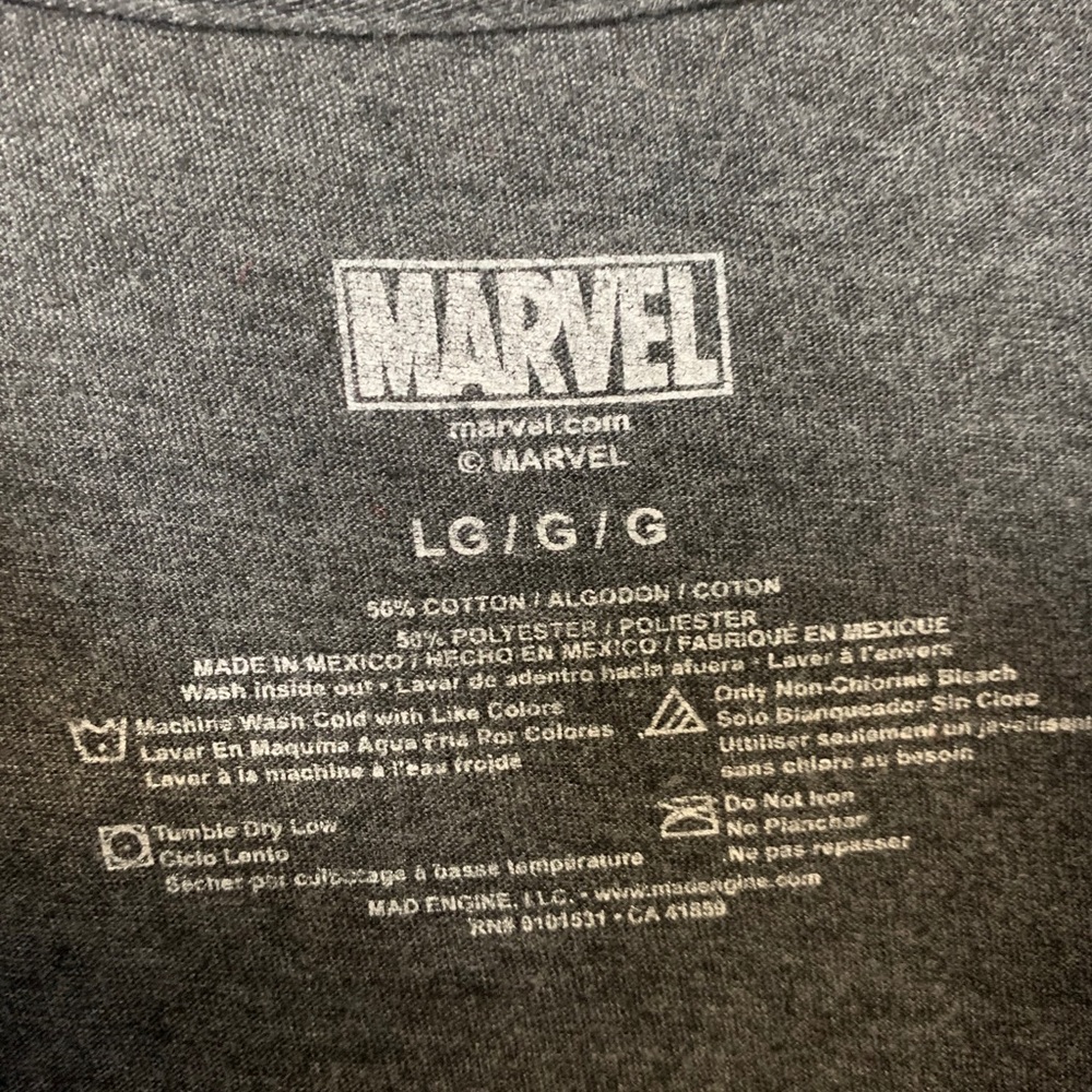 Marvel Captain America T-Shirt. Size L - Picture 4 of 4